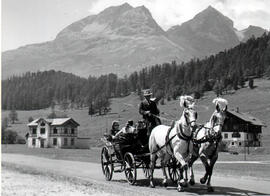 Colección fotográfica Benito Llambí- Eva Perón en Suiza