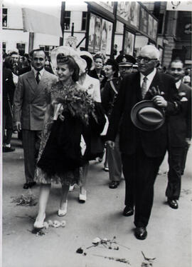 Colección fotográfica Benito Llambí- Eva Perón en Suiza