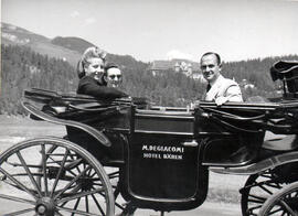 Colección fotográfica Benito Llambí- Eva Perón en Suiza