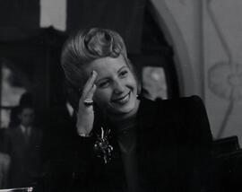 Colección fotográfica Benito Llambí- Eva Perón en Suiza