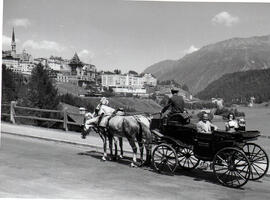 Colección fotográfica Benito Llambí- Eva Perón en Suiza