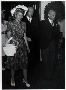 Colección fotográfica Benito Llambí- Eva Perón en Suiza
