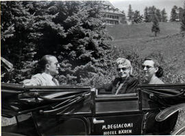 Colección fotográfica Benito Llambí- Eva Perón en Suiza
